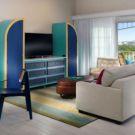 Ocean Key Resort & Spa, A Noble House Resort Key West Bagian luar foto