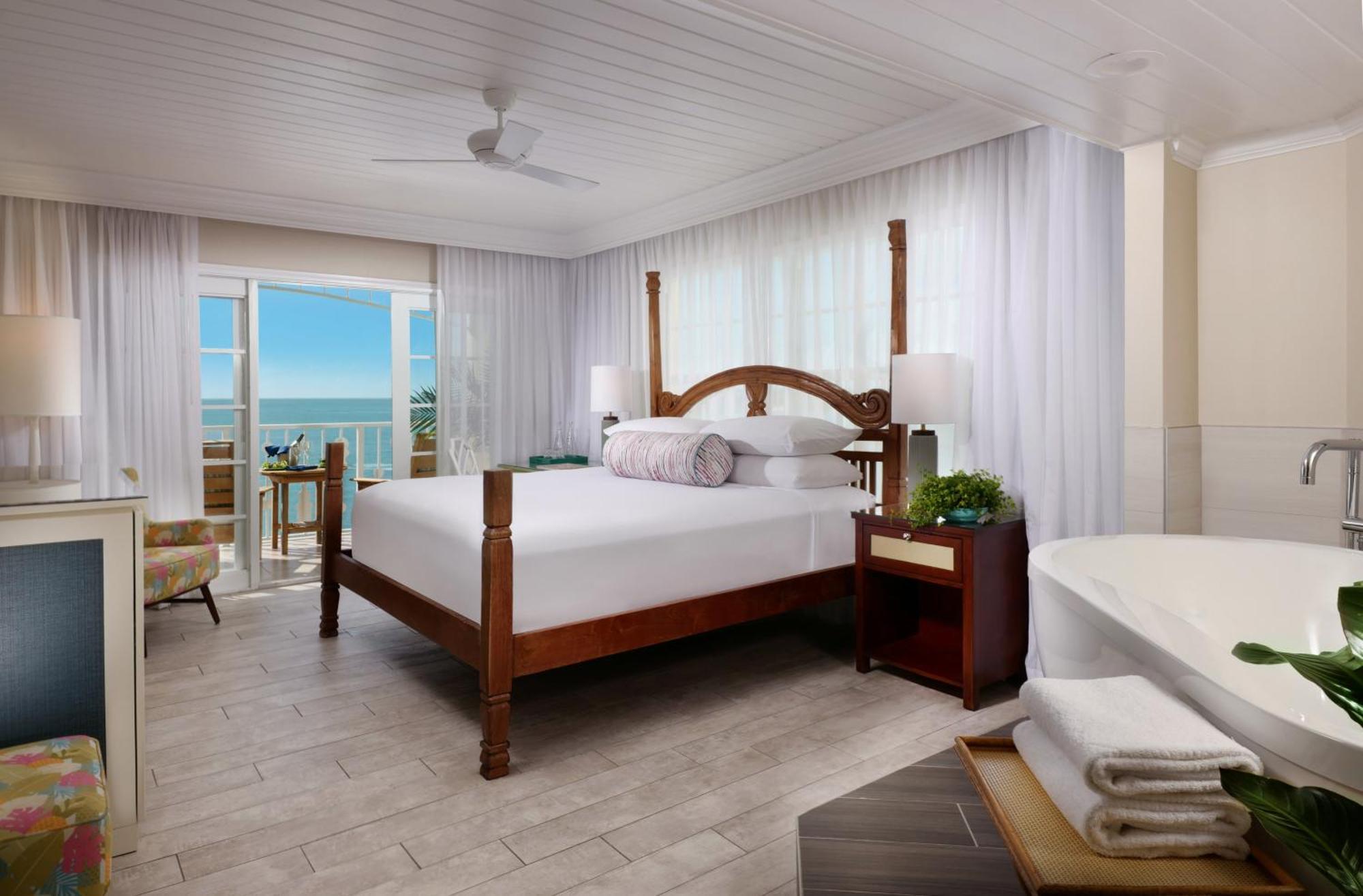 Ocean Key Resort & Spa, A Noble House Resort Key West Bagian luar foto