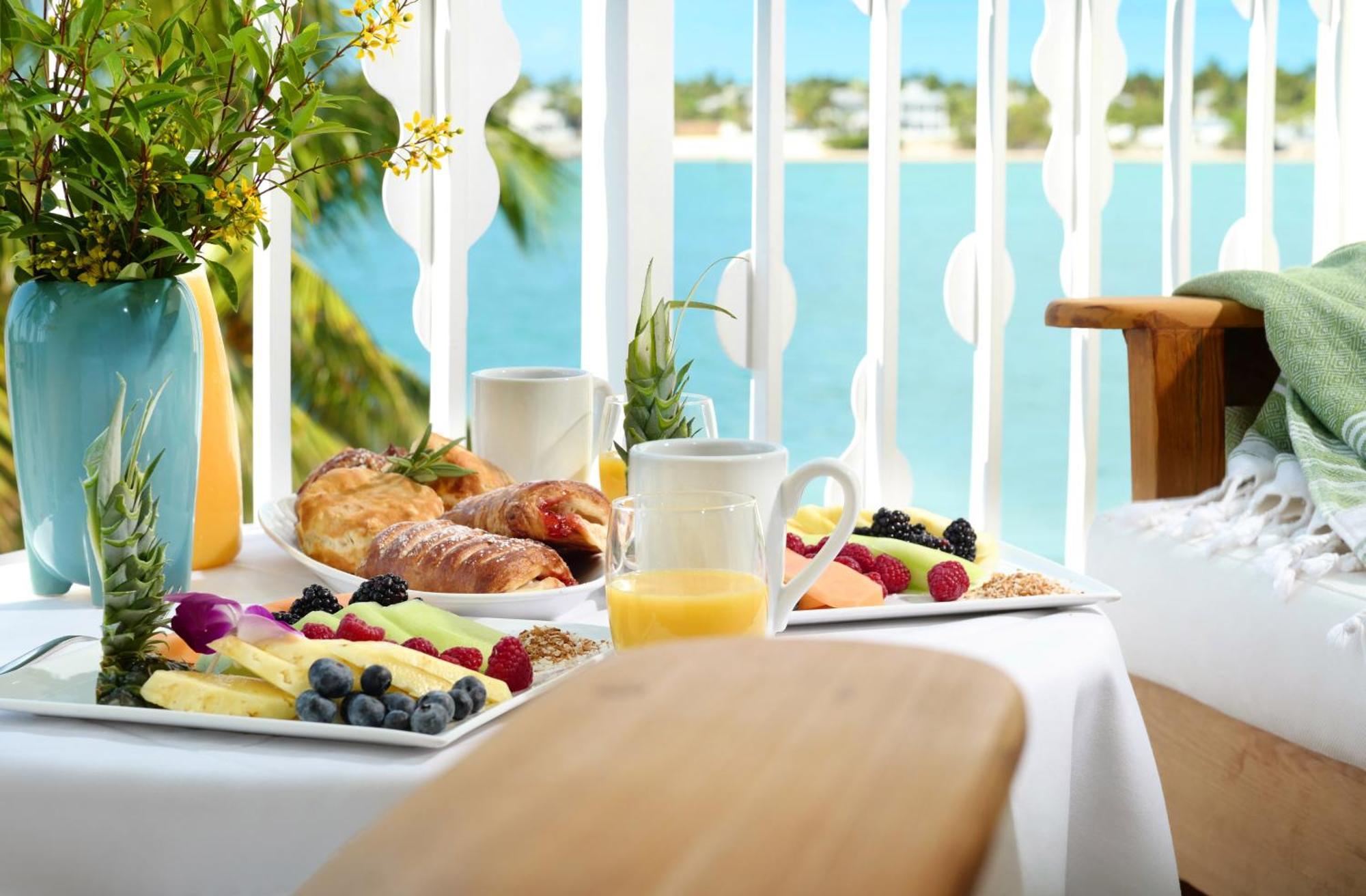 Ocean Key Resort & Spa, A Noble House Resort Key West Bagian luar foto